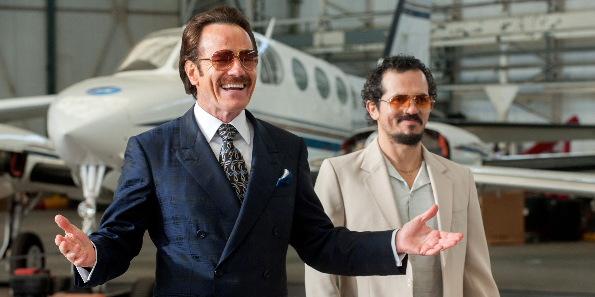 Bryan-Cranston-in-The-Infiltrator-movie review