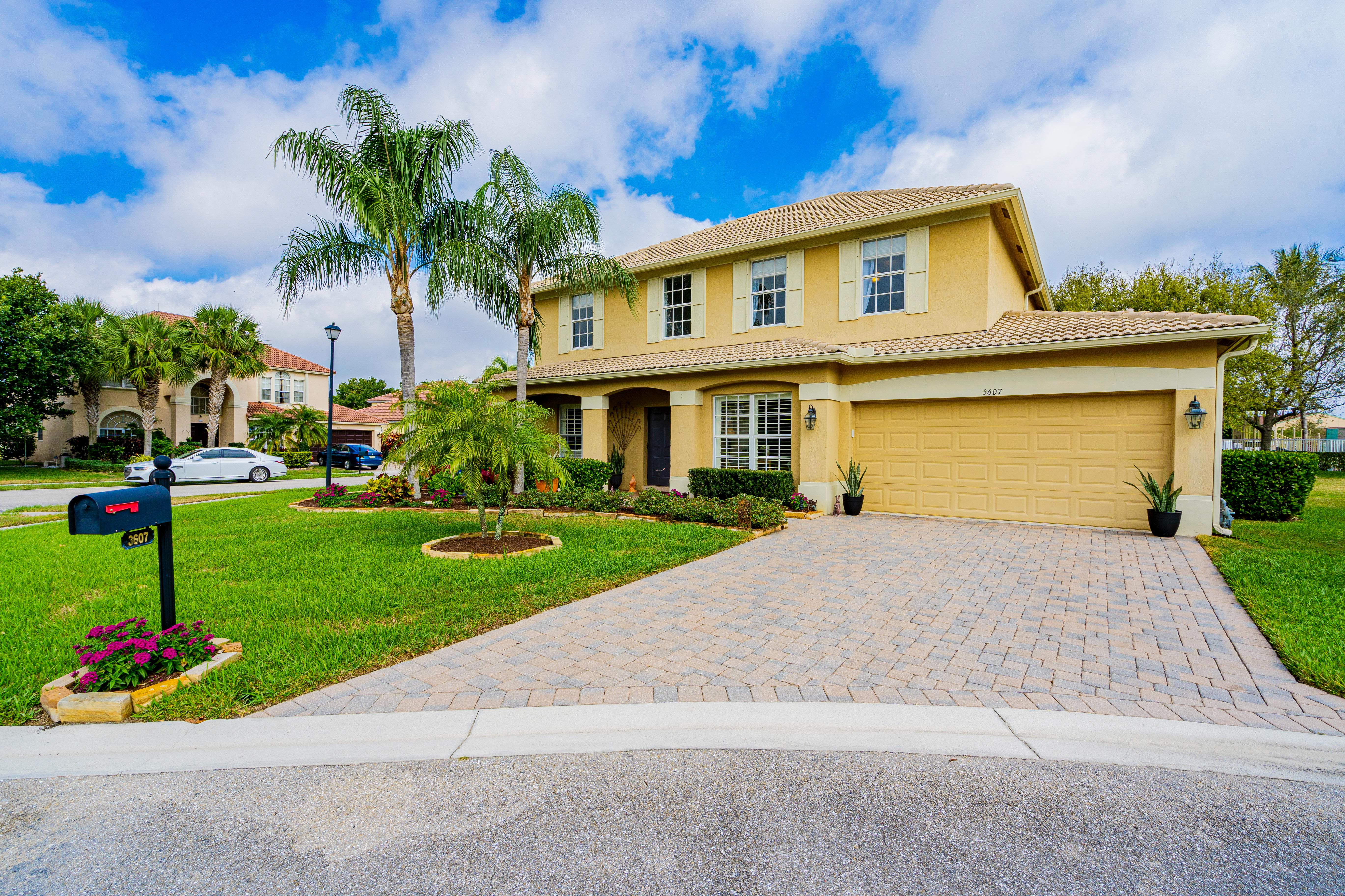 3607 Burchs Cove, West Palm Beach, FL 33411 was sold by top West Palm Beach agents in Hamilton Bay