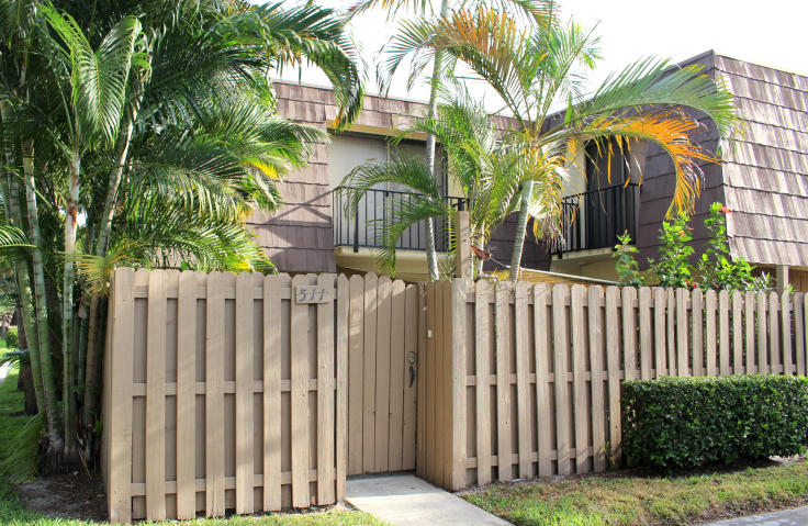 511 5th Court, Palm Beach Gardens, FL 33410