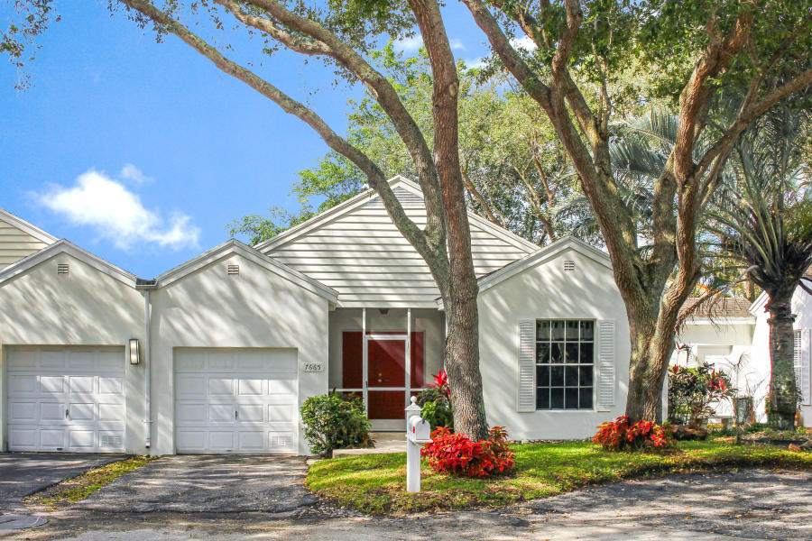 7665 Forest Green Lane, Boynton Beach, FL 33436 