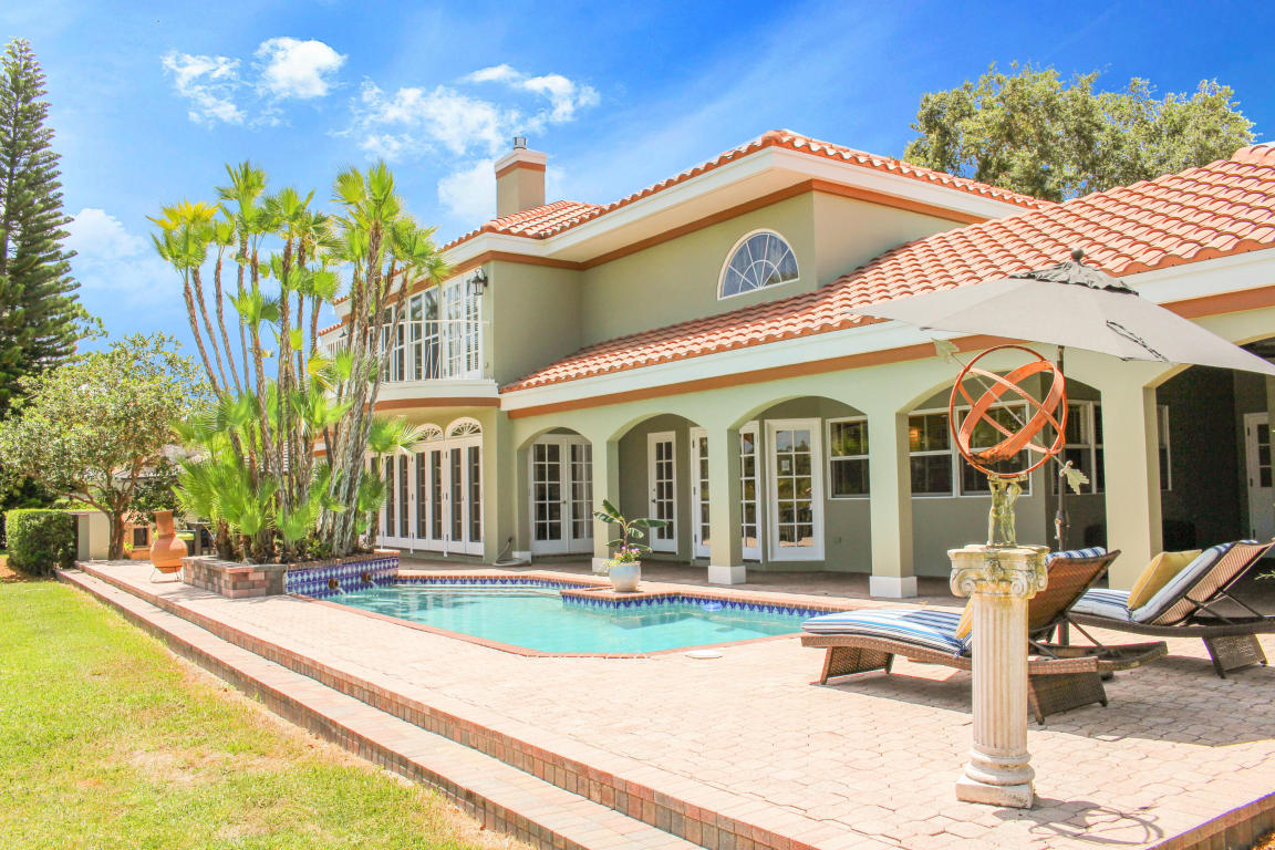 7 Wycliff Rd, Palm Beach Gardens, FL 33418