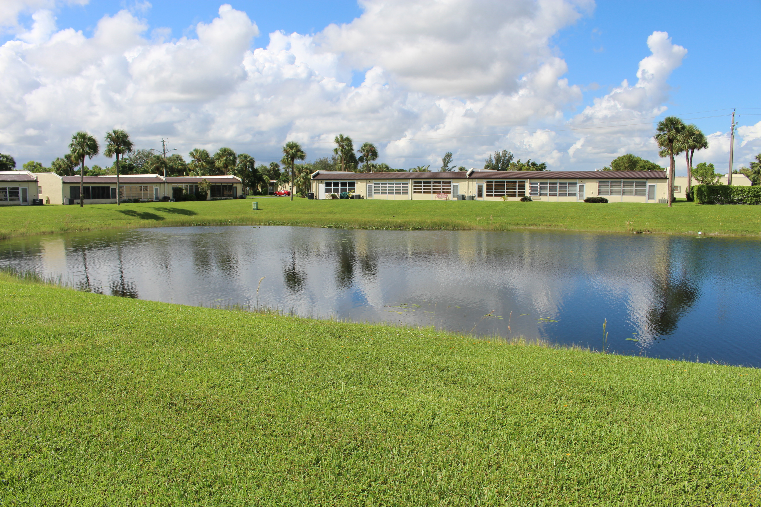 219 Lake Meryl Dr., West Palm Beach, FL 33411