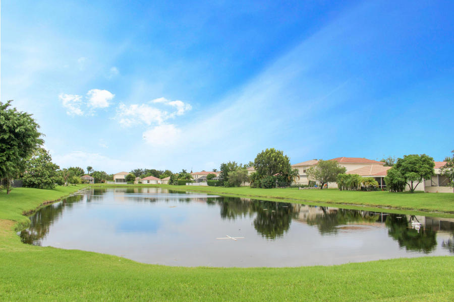 6597 Country Winds Cove, Lake Worth, 33463