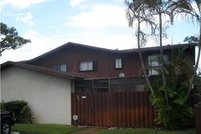 4577 Holly Lake Drive, Lake Worth, FL 33463