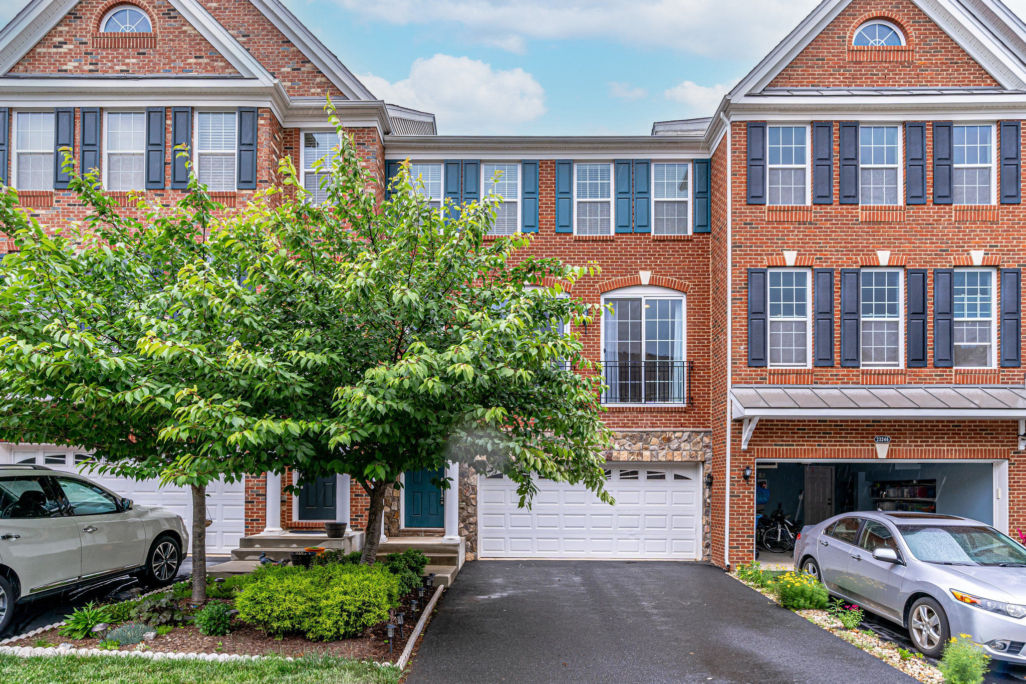 23244 Hanworth St, Ashburn- For Sale