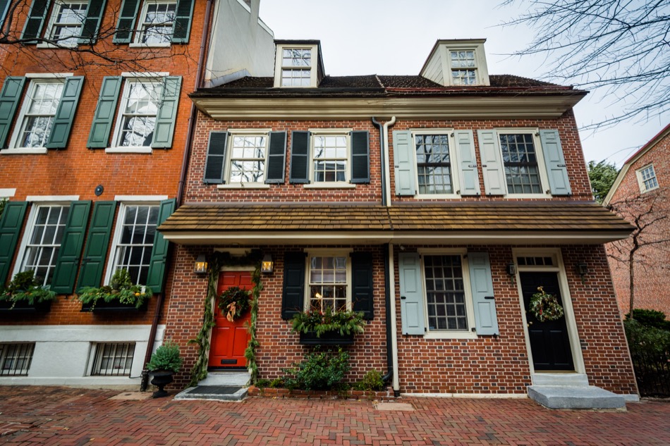 Know What You're Getting Into Before You Buy a Historic Home