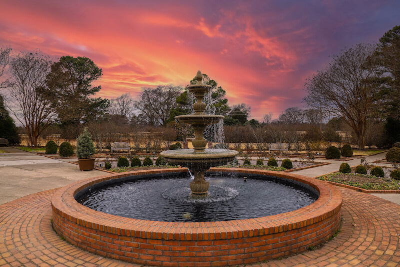 Colonial Acres Features the Memphis Botanic Garden