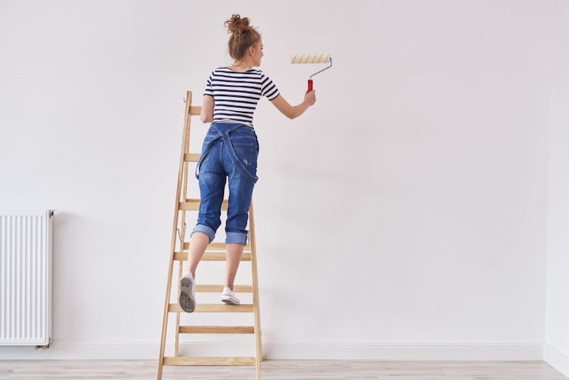 How to Paint Over Wallpaper