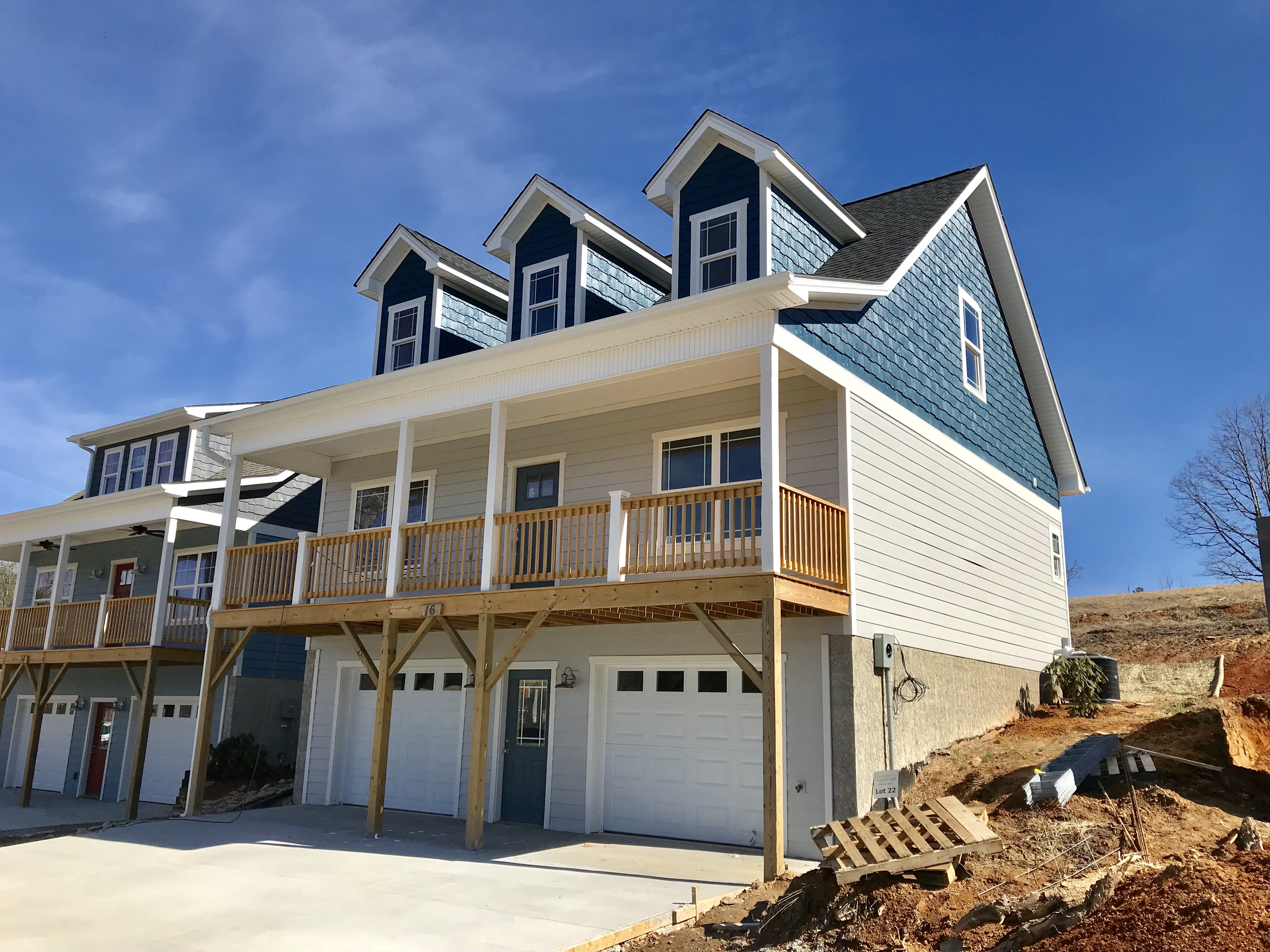 New Construction in Greenwood Fields