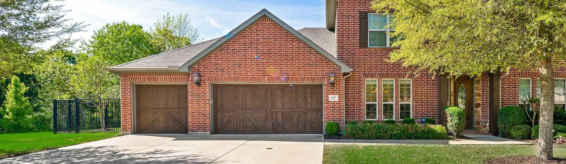 3 Car Garage Home in Fairview Texas