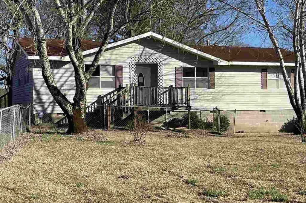 7644 Lock 17 Road