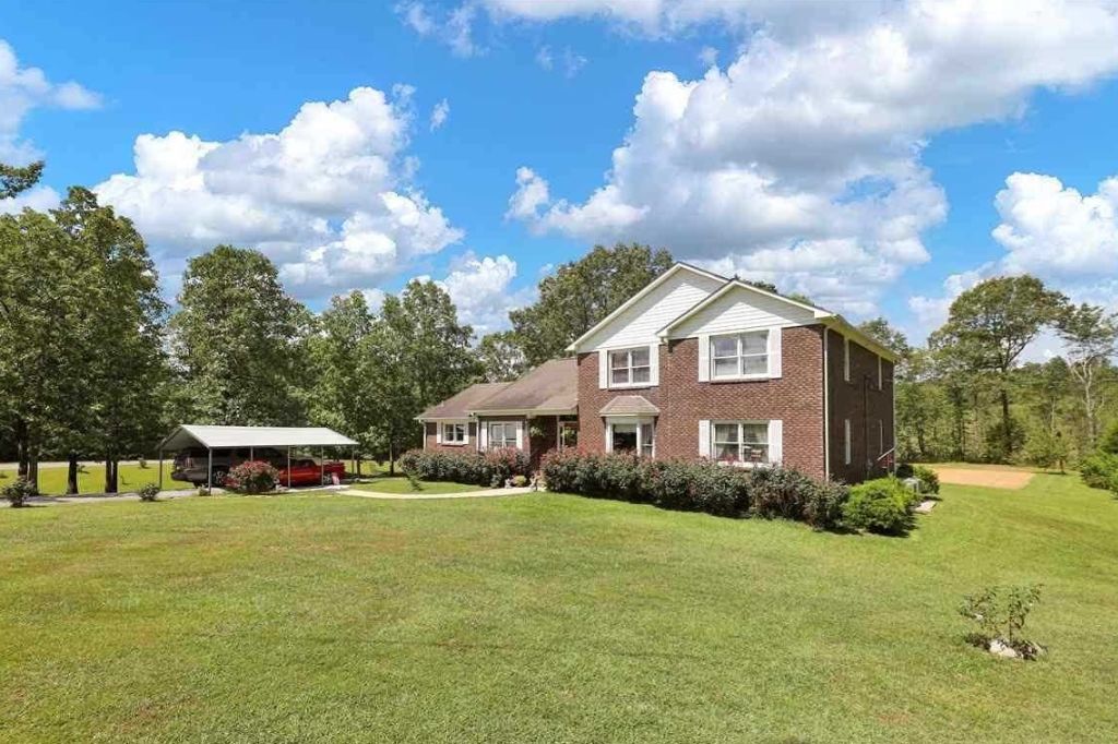 1245 A Rogers Road