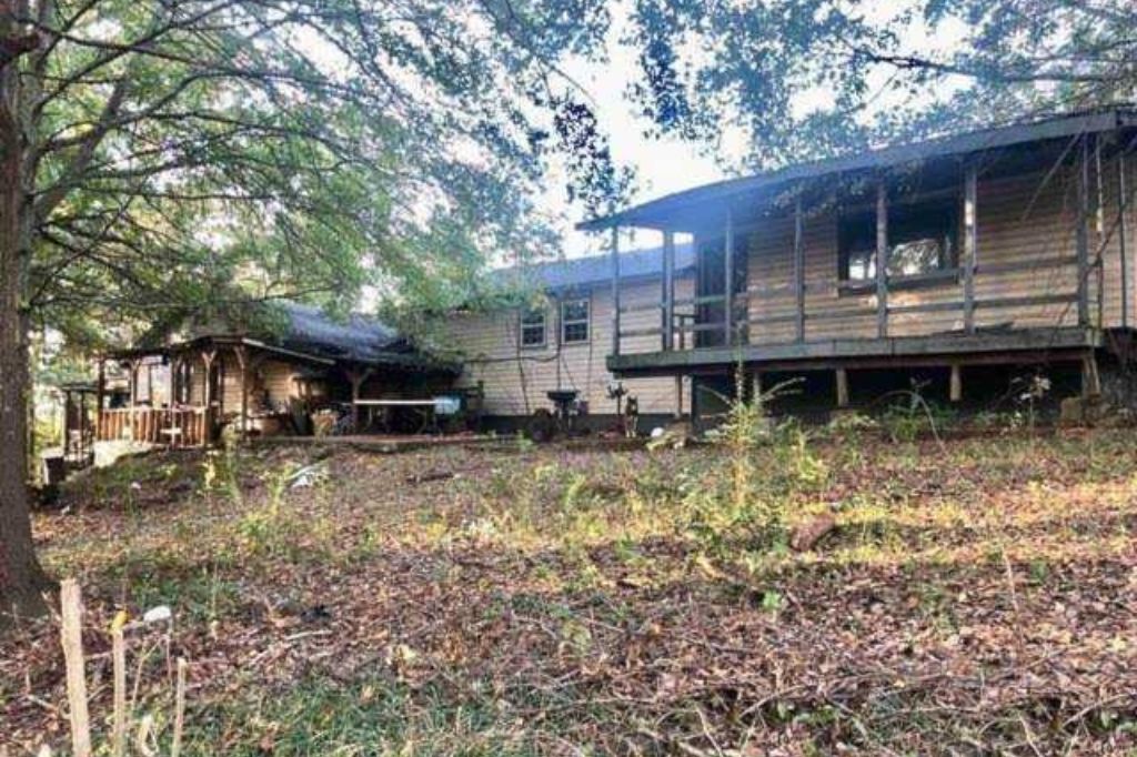 3304 Troy Place