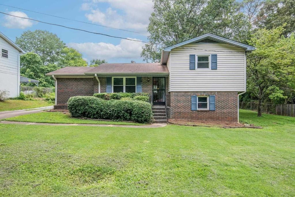 2908 Sayers Road