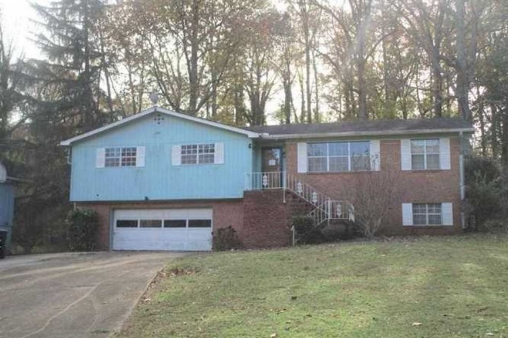 1433 Hickory Lane