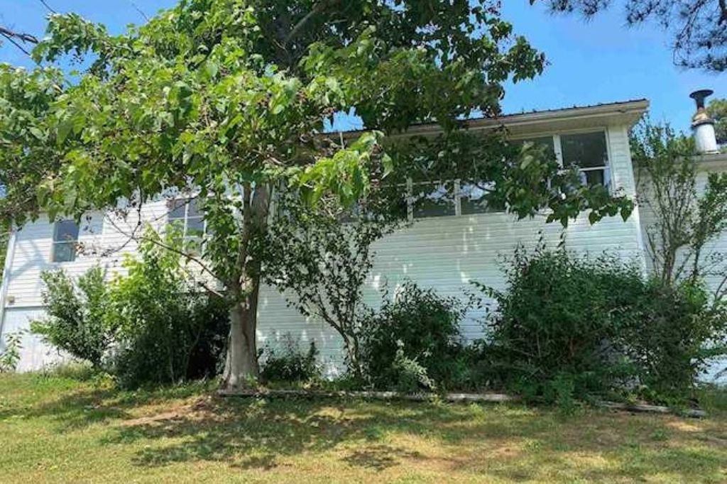 1958 Glennwood Road