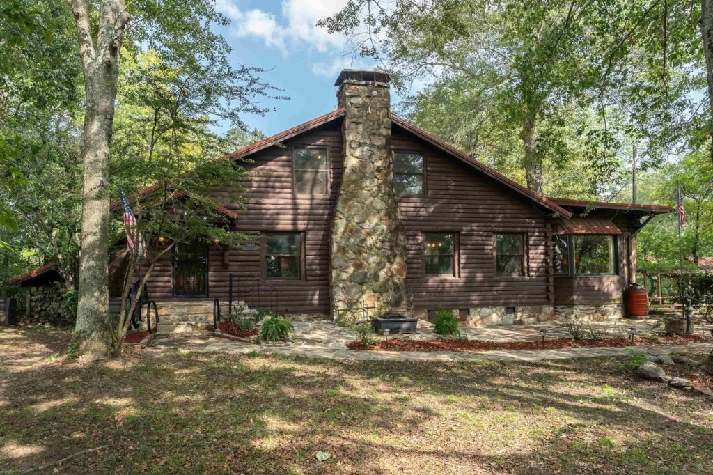 561 Shades Crest Road