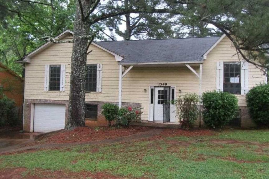 1549 Cedargate Cir