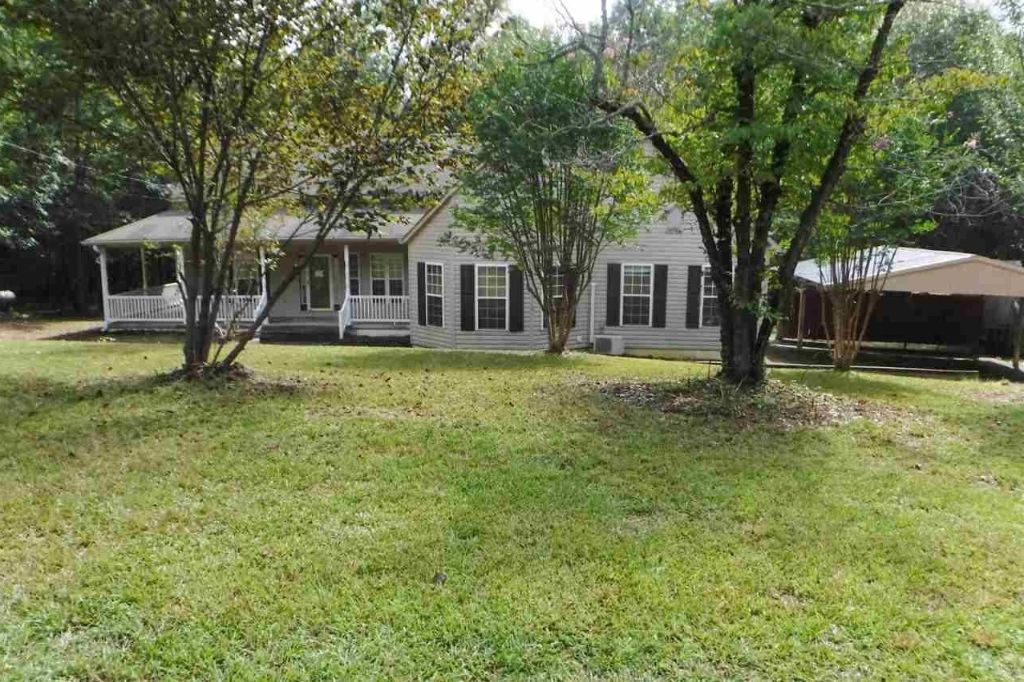 156 Tree Top Ln