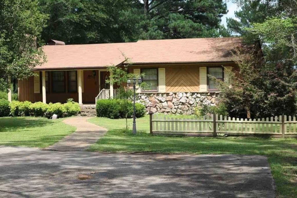 686 Mcclain Rd