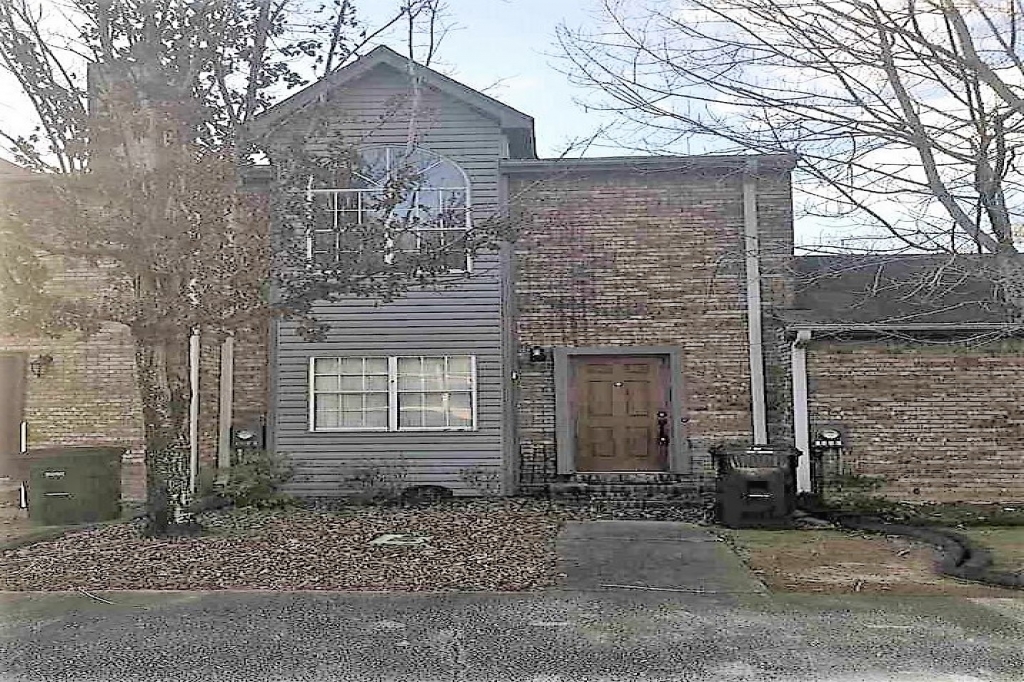 1662 Park Terr