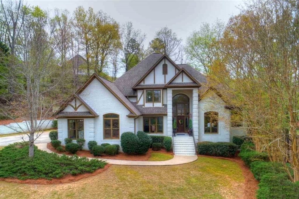 7001 Bradstock Ct