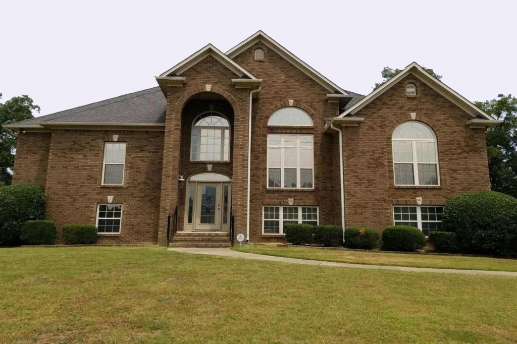 4144 Woodridge Ln