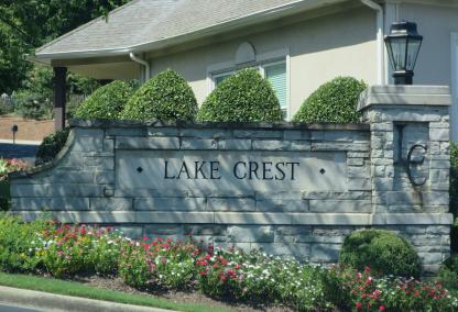 Lake Crest