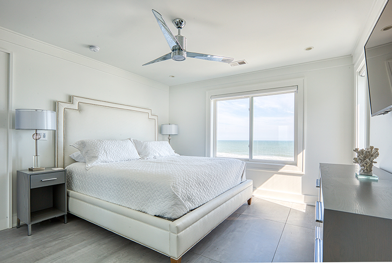 Bedroom With Views of the ocean