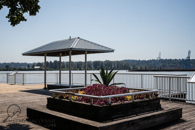 New Westminster, British Columbia, Waterfront Esplanade